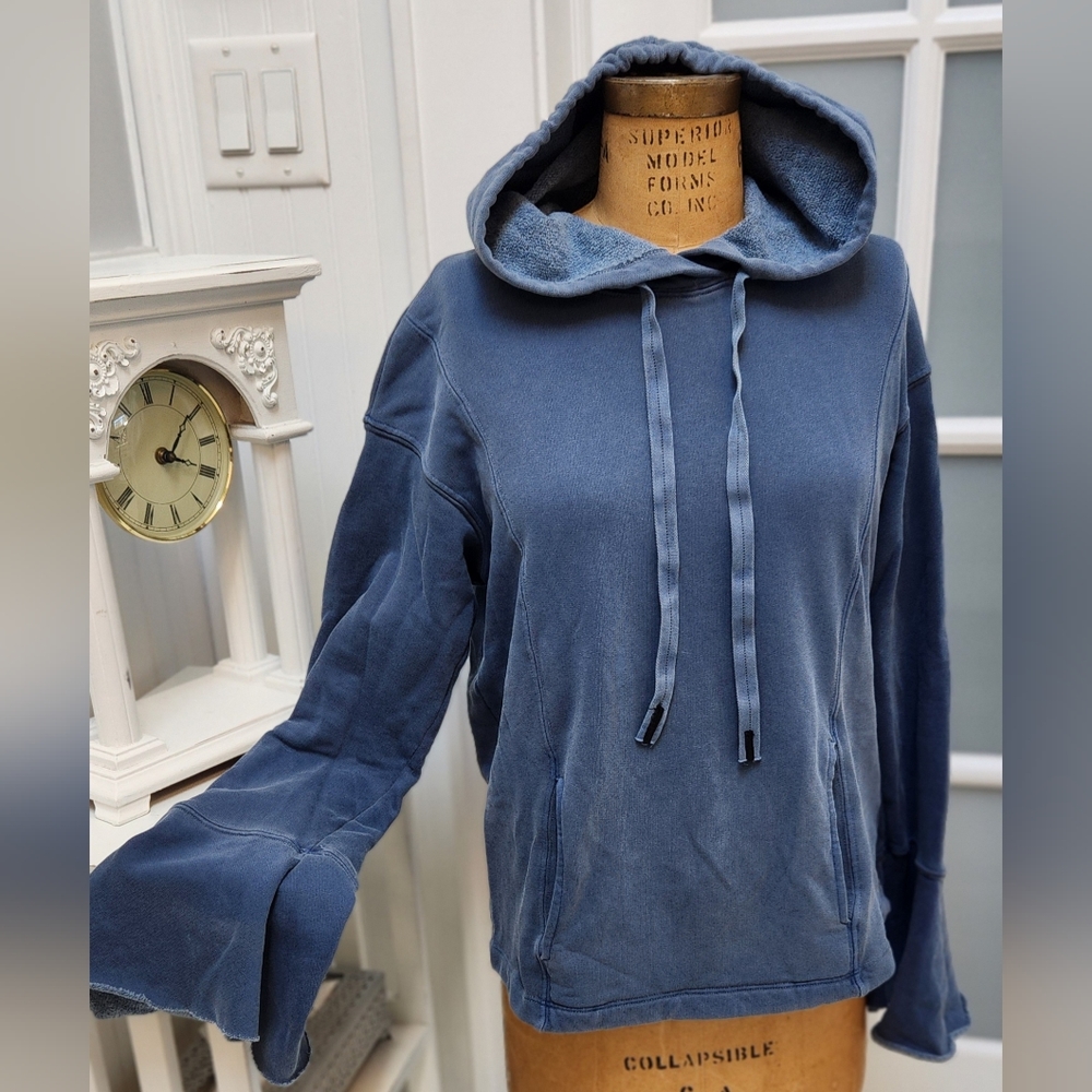 Bell Sleeve Blue Hooded Sweatshirt with Pockets Made in USA EUC